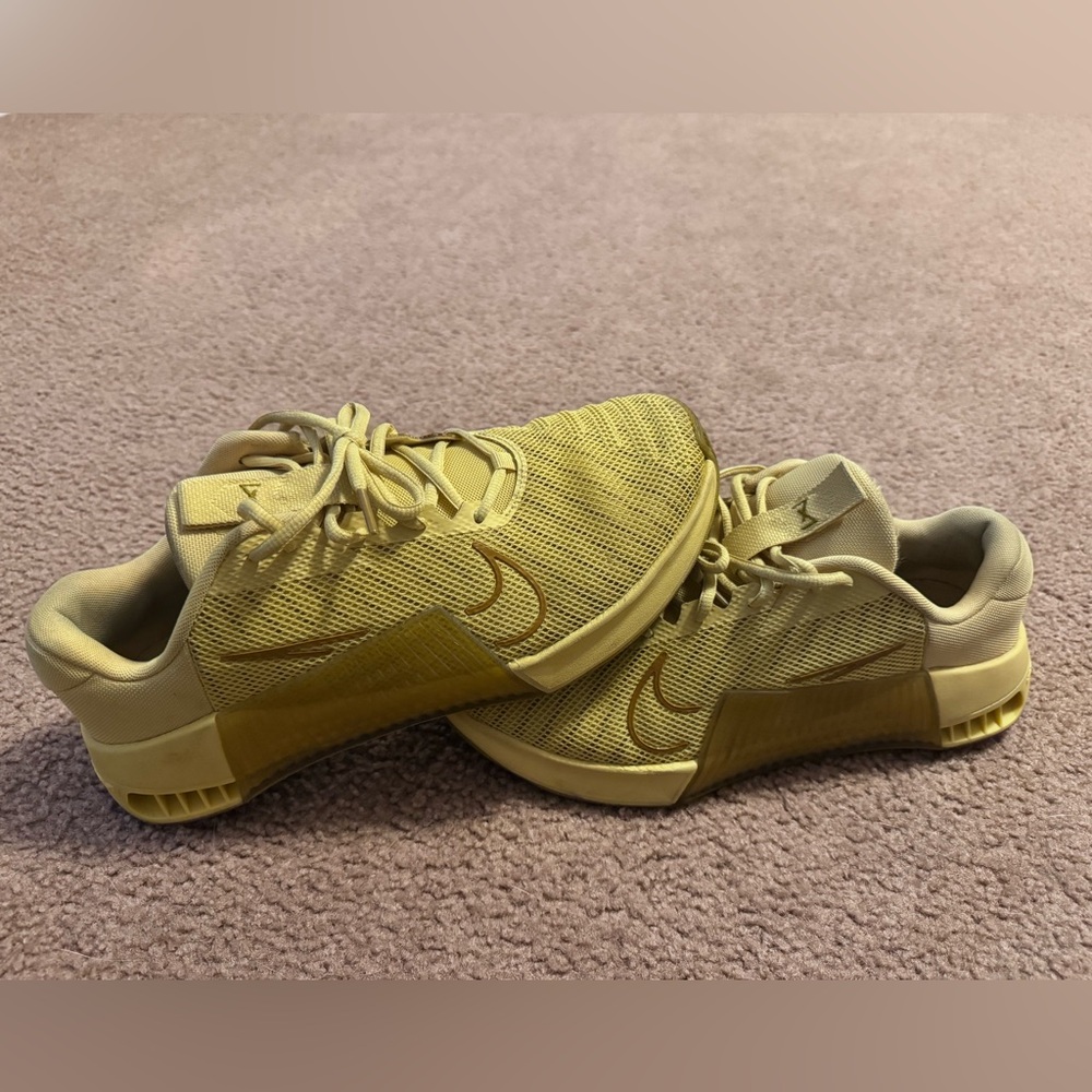 Nike Metcon 11 Saturn Gold  Athletic Shoes